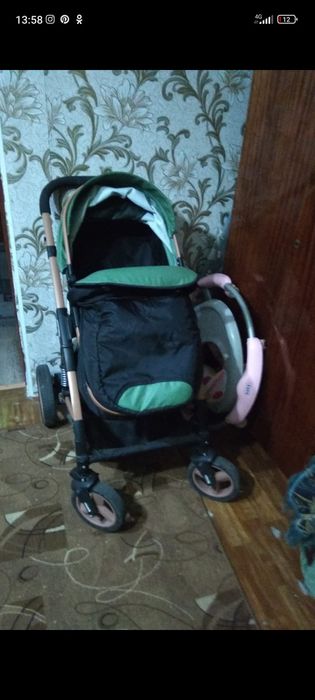 Продам коляску детскую