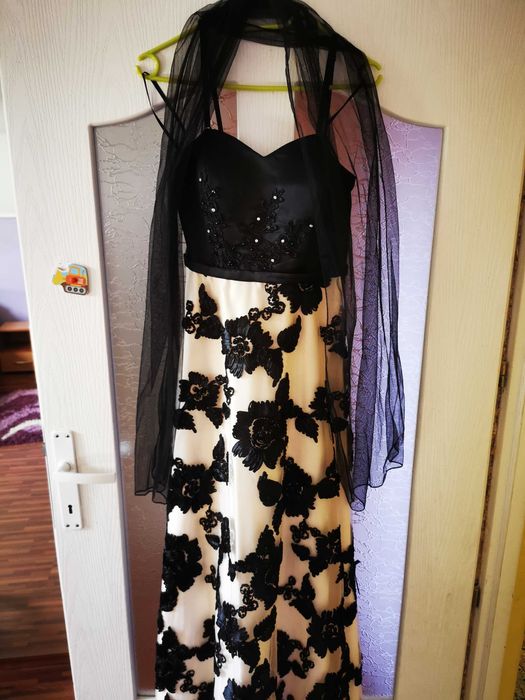 Rochie eleganta de nasa