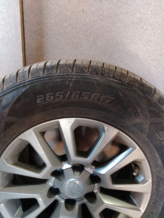 Продам колеса в сборе на Прадо..