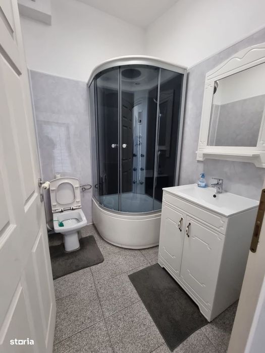 Proprietar inchiriez casa cu etaj langa Veranda Mall/Obor
