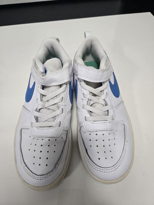 Детски маратонки Nike Court Vision 35