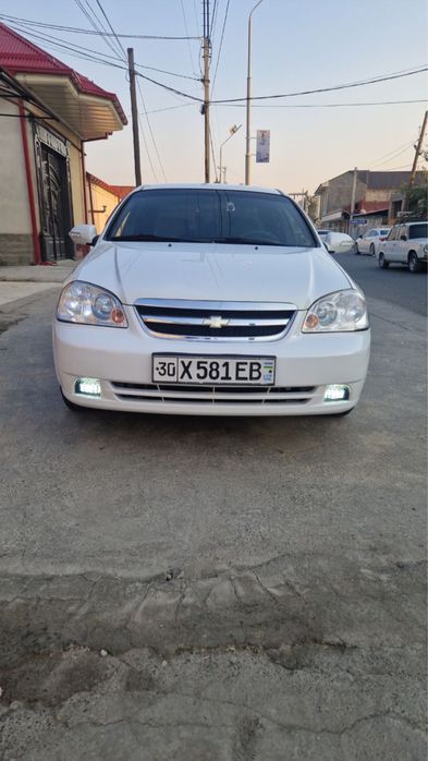 Срочно алло  холатдаги  ласети  сотилади