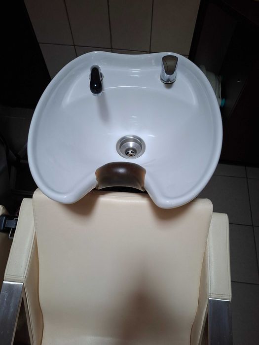 Vand scafe electrice pentru salon