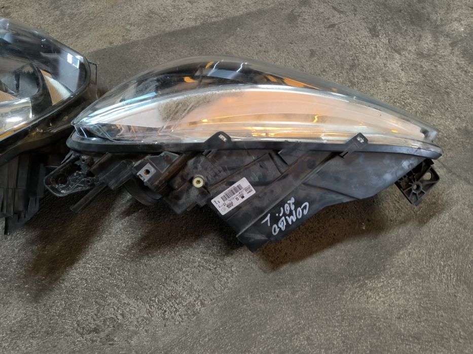 Фарове за Opel Combo