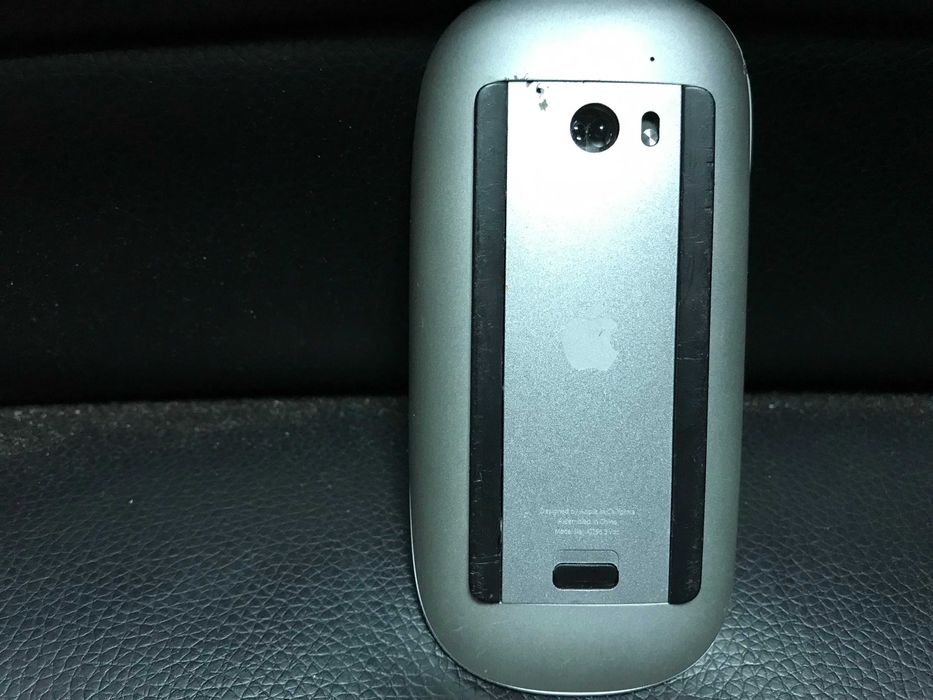 Комплект оригинални безжични клавиатури и мишки на Apple