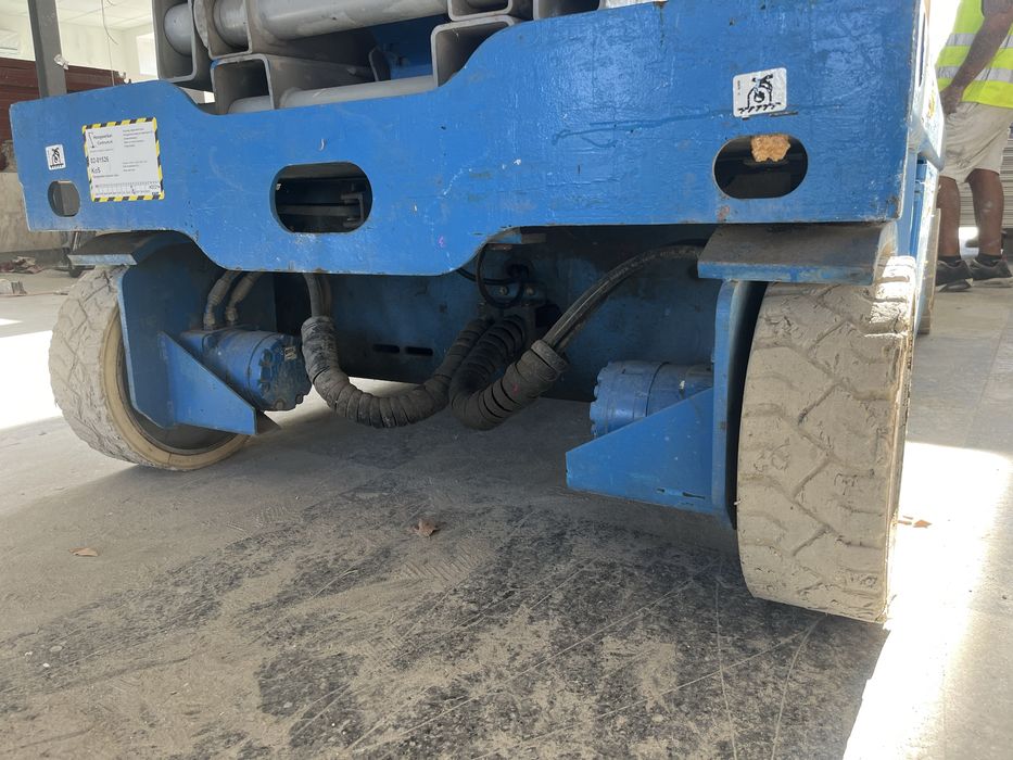 Ножична Вишка 12 метра ПРОДАЖБА