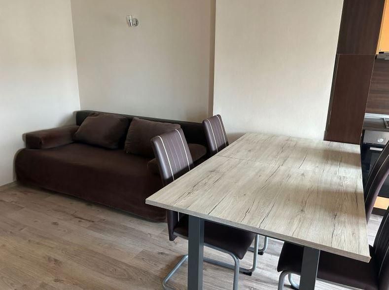 Дава се под наем Тристаен апартамент в Варна, Автогара - 70 кв.м за 450 € - Снимка #2