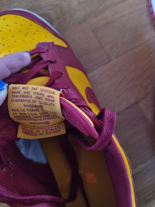 Adidasi nike dunk low retro