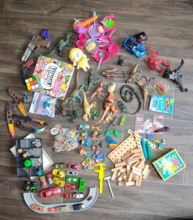 Игрушки детские (много)
