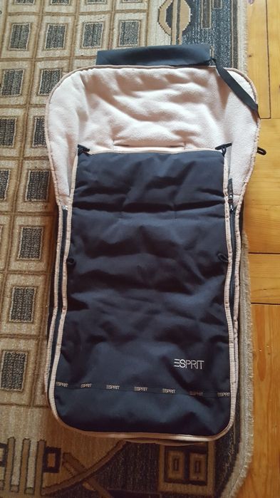 Sac de domit ESPRIT calduros copii/carucior ca nou