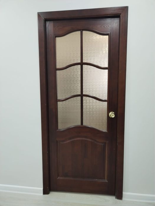 Продам двери межкомнатные