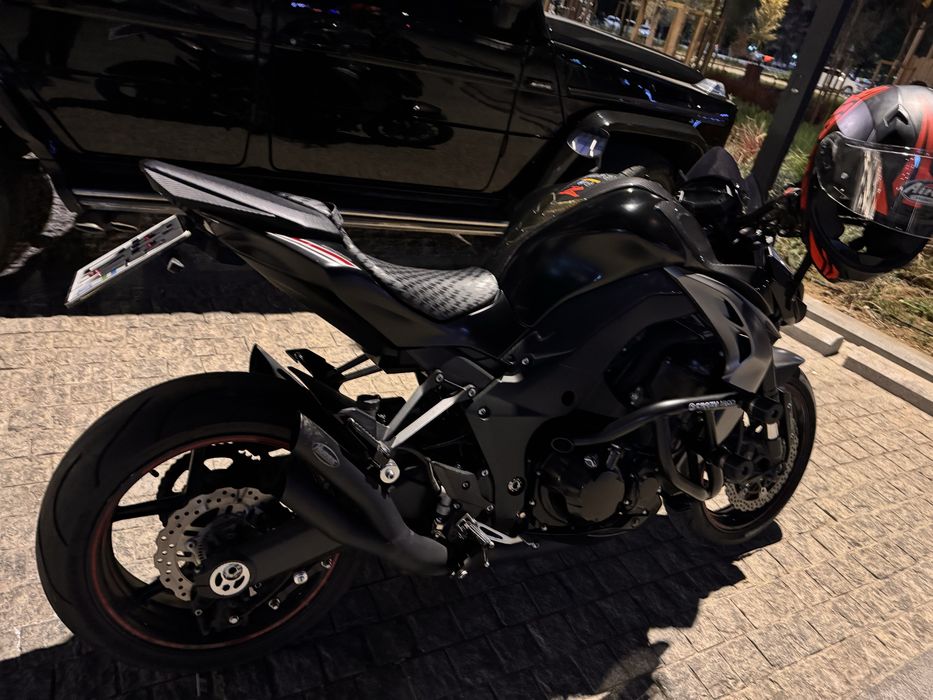 Kawasaki Z1000 мото в идеальном состоянии в ДТП не участвовал