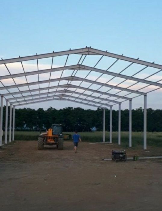 Vând hale metalice avem pe stoc Suntem producători de hale metalice ha
