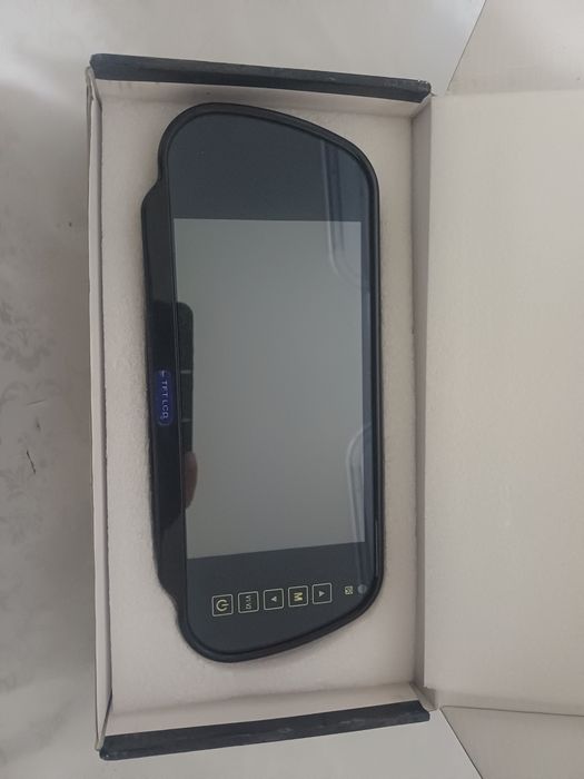 Зеркало монитор 7"TFT-LCD