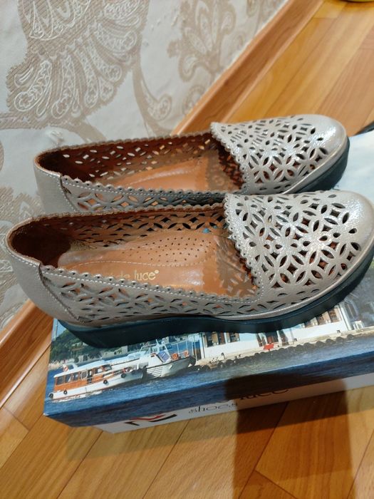 Продам  женскую обувь