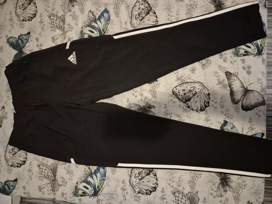 Pantaloni sport fâș