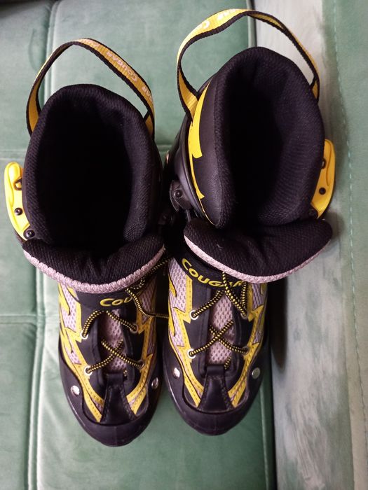 Роликовые коньки фирмы ,,Cougar,,  р.38-41.