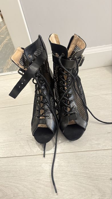 Продаю обувь для High Heels
