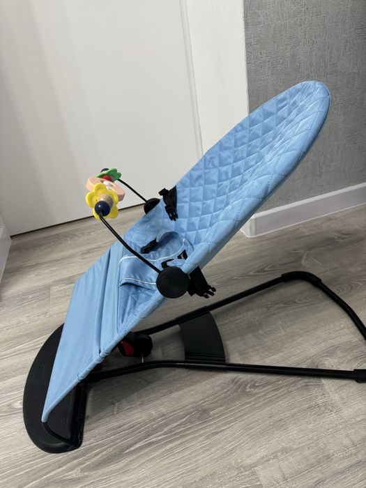 Продам детский шезлонг