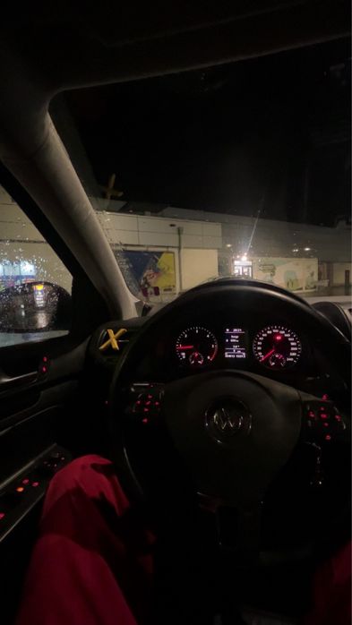 Vand VW JETTA 2.0 tdi 2010