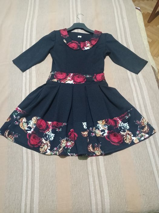 Rochie Nicoleta poliester creponat, 44(1) talie subțire, fustă plisată