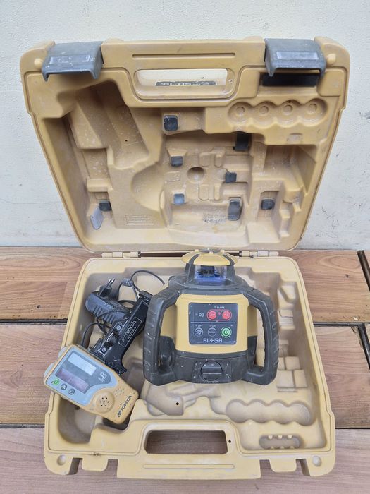 Nivelă laser Topcon RL-H5A