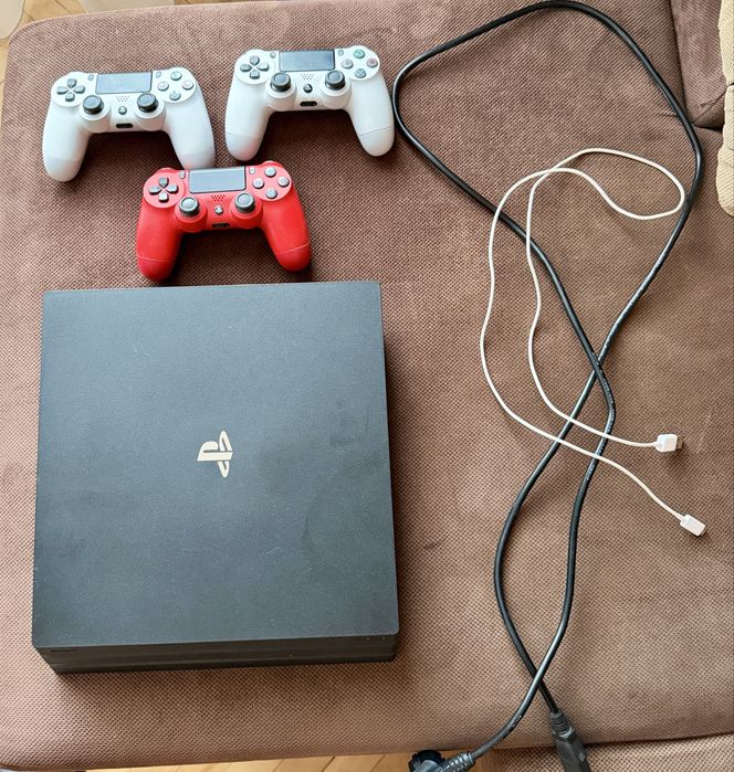 Playstation 4 Pro 1TB