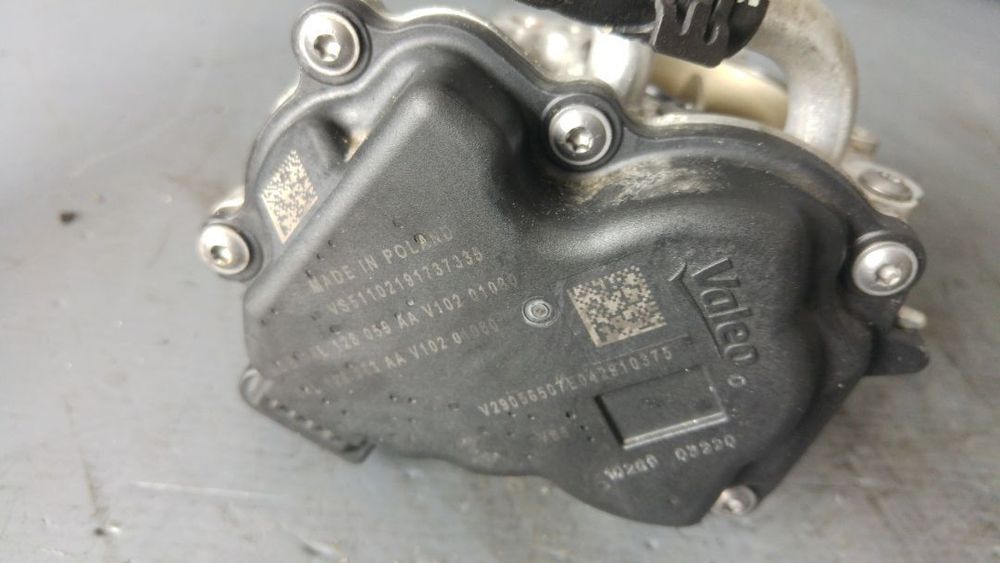 clapeta acceleratie 2.0 tdi dfg vw passat b8 touran 5t1 tiguan ad1 golf 7 audi a3 8v q2