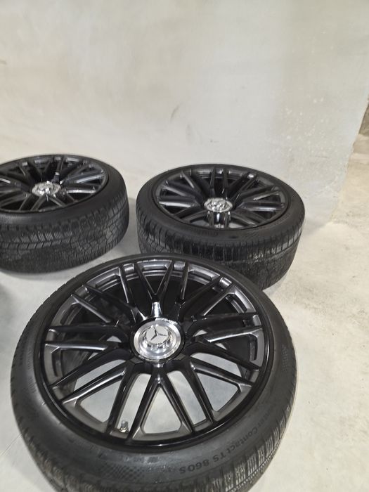 ЕКСКЛУЗИВНО:  Комплект Оригинална Джанта  и Зимни Гуми Mercedes-AMG GT