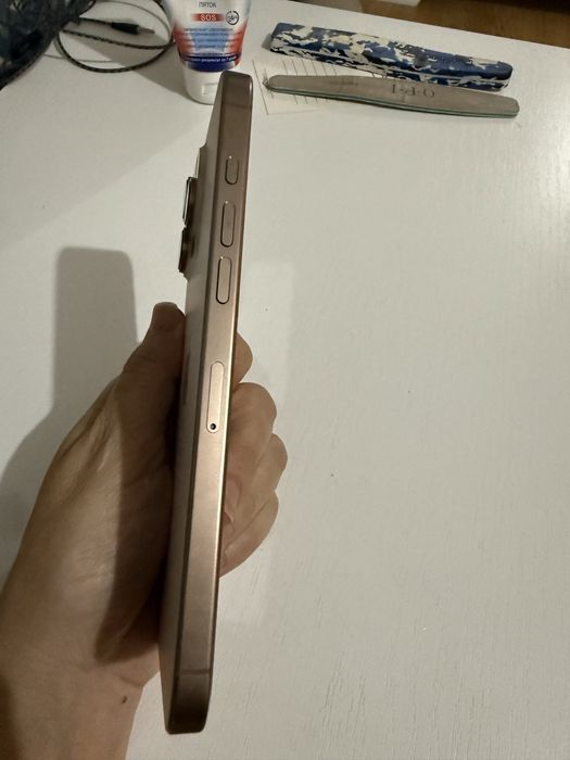 Продам Iphone 16 pro max 1TB
