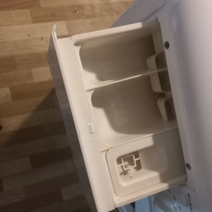 Продам стиральную машинку.