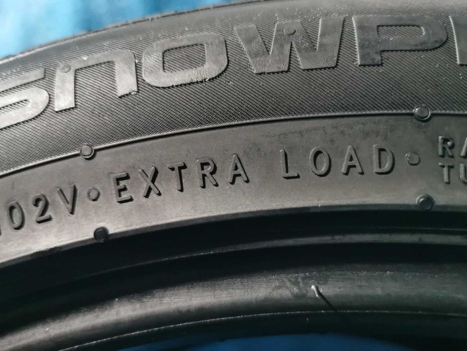 245/45 R19 - nokian m+s 4 bucati