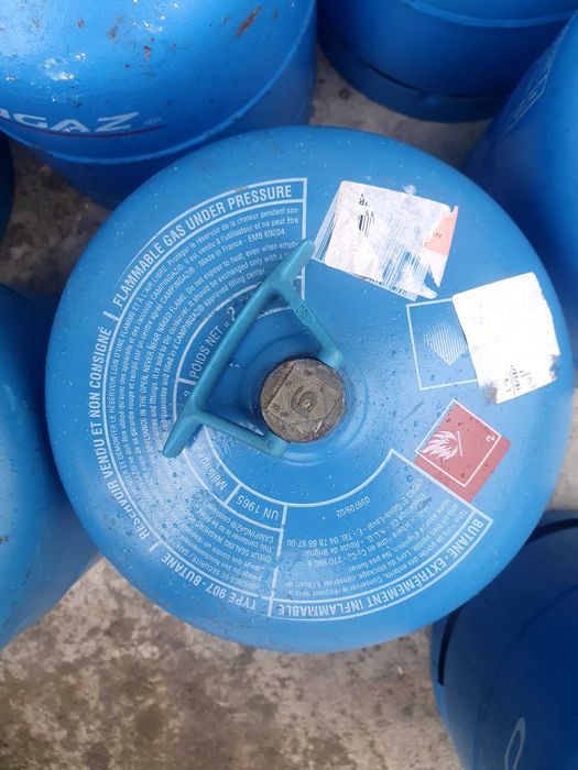 Vand butelie de gaz, pentru camping