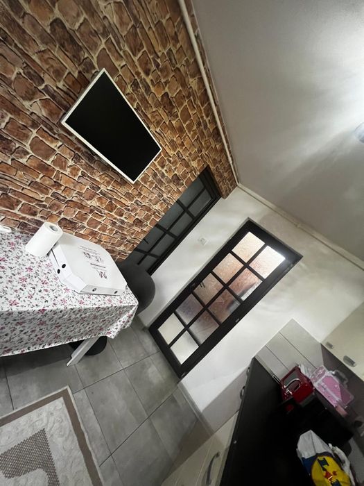 Apartament doua camere decomandat , de inchiriat