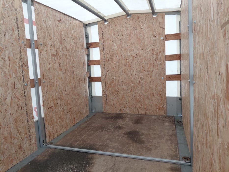 Remorca UNISEN 2000kg / 2015