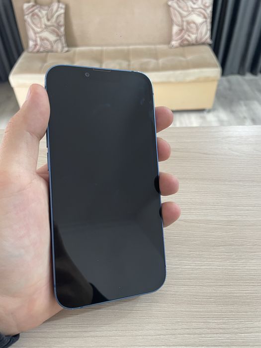 Продается Iphone 13