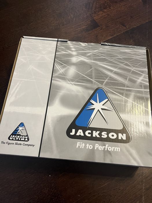 Продам коньки 37 размер