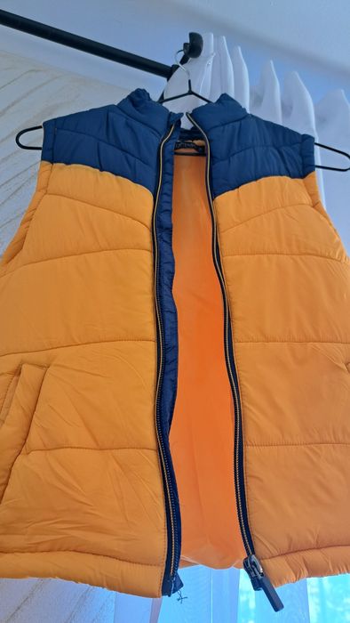 Vesta băiețel  9-10 ani