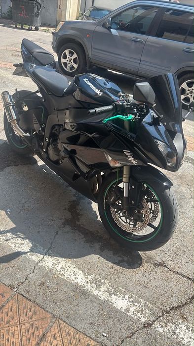 Продавам Мотор Kawasaki Ninja ZX6R