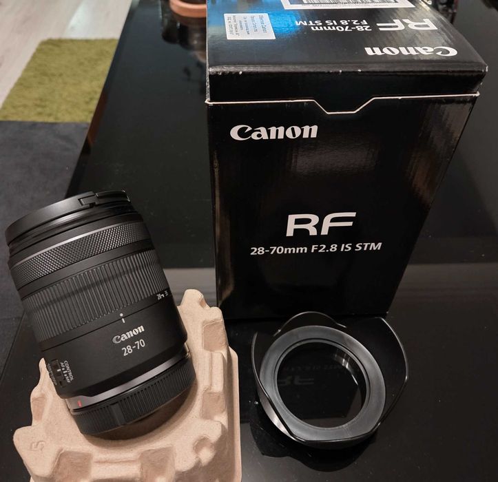 Обектив - Canon RF 28-70mm F2.8 IS STM