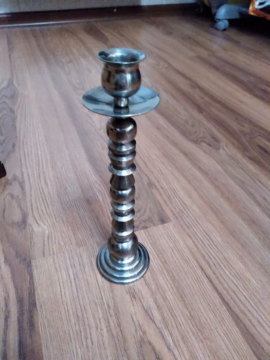 Подсвечник стальной