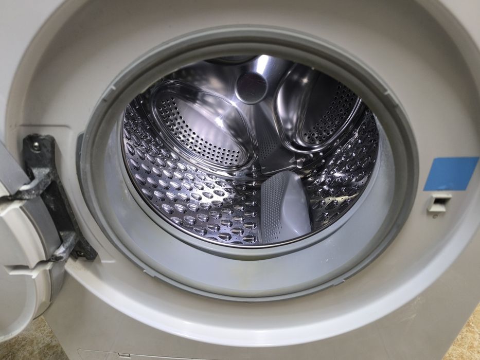 Пералня със сушилня Bosch - 7кг. на 4кг.  1500об. Инверторна