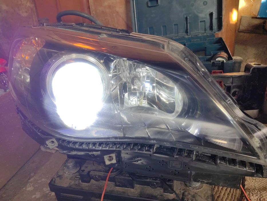 Фар Subaru Impreza D2S Xenon десен / Фар Субару Импреза Оригинален