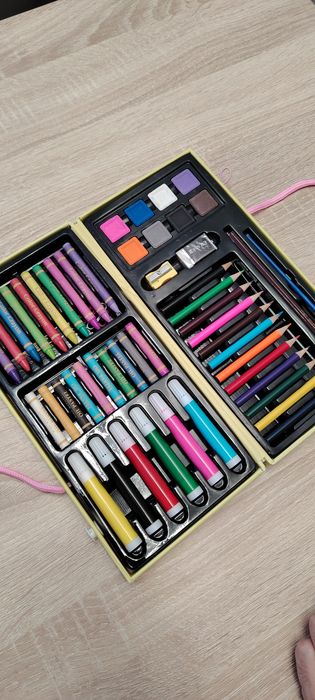 Игрушки новые конструктор, рыбалка, набор для рисования