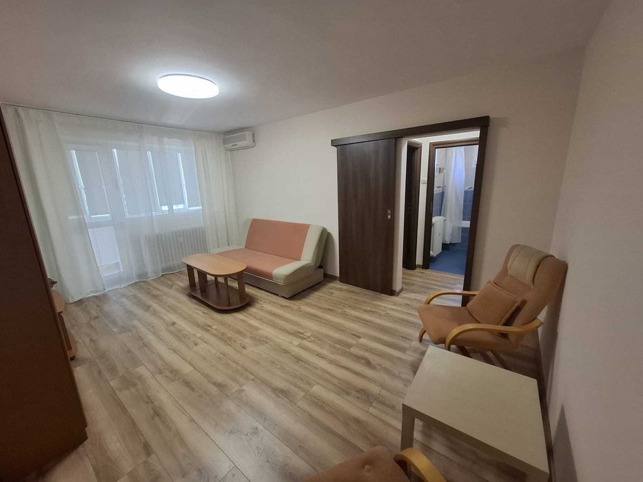 Închiriez apartament 2 camere Titan