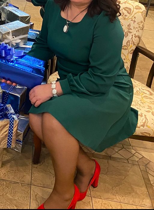 Платье праздничное