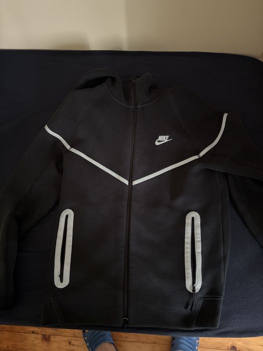nike tech fleece reflective