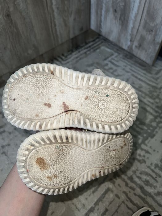 Продам резиновые сапожки и сандали