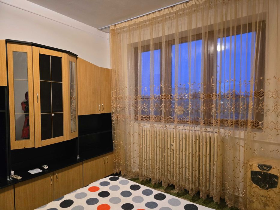 Inchiriez garsoniera