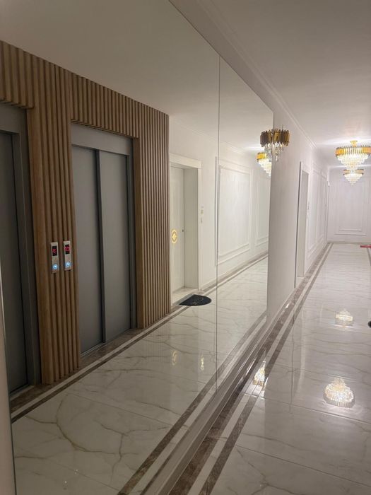 Продавам 3-Стаен  във Комплекс